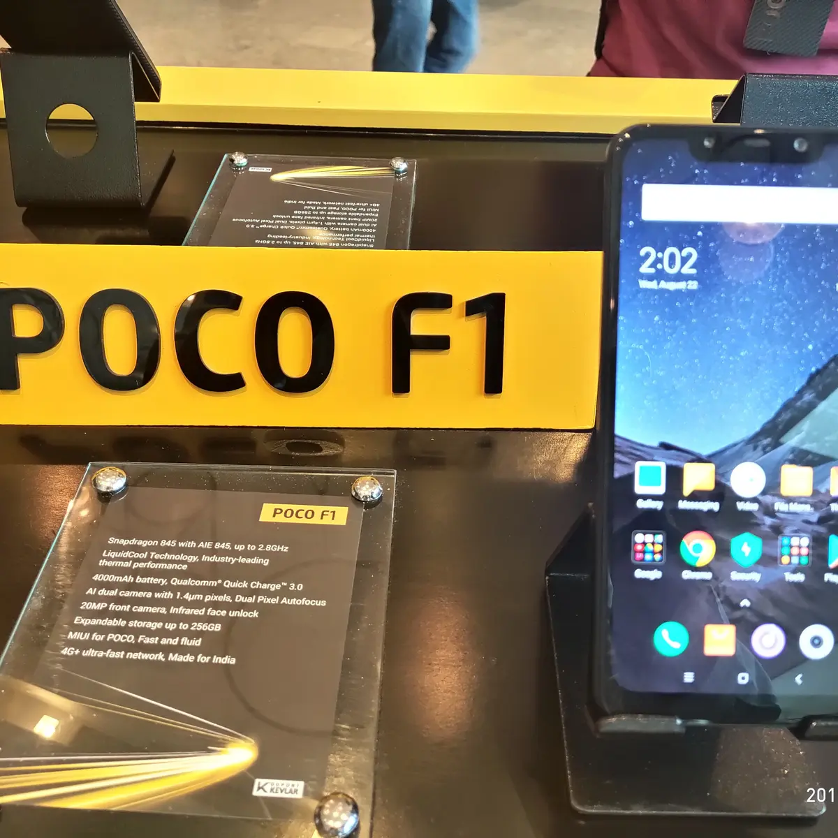 poco-f1-launch-2.jpg@webp