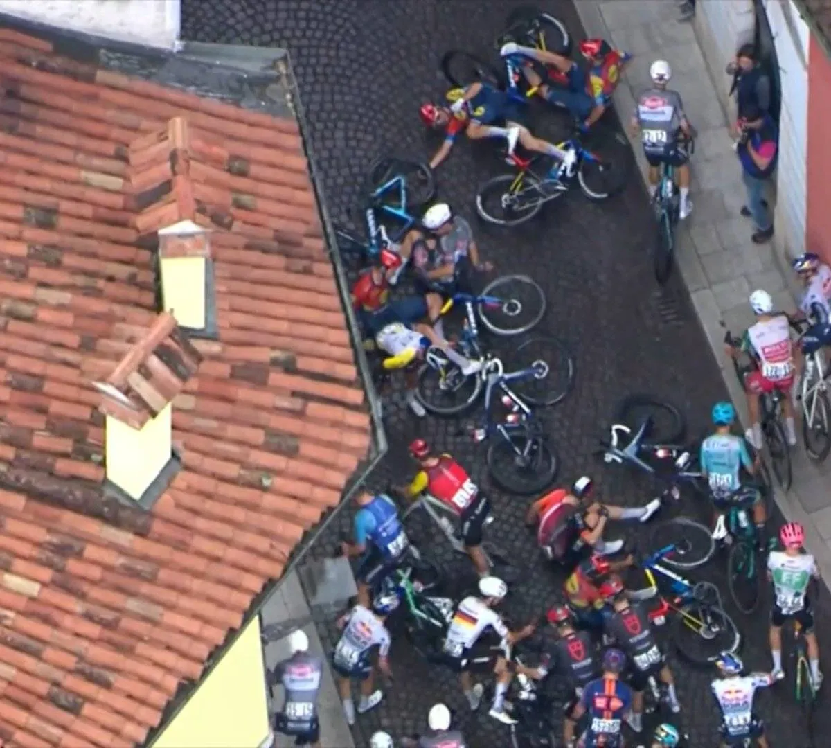lidl-trek-crash.jpg@webp