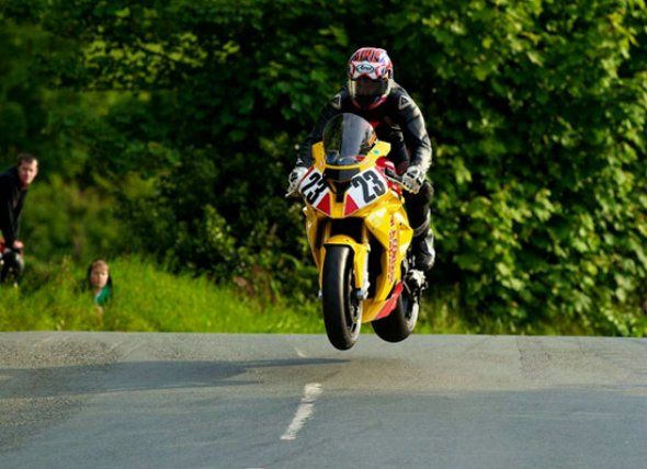Tourist Trophy: Steve Mercer con la Ducati 1199 di Millsport Racing