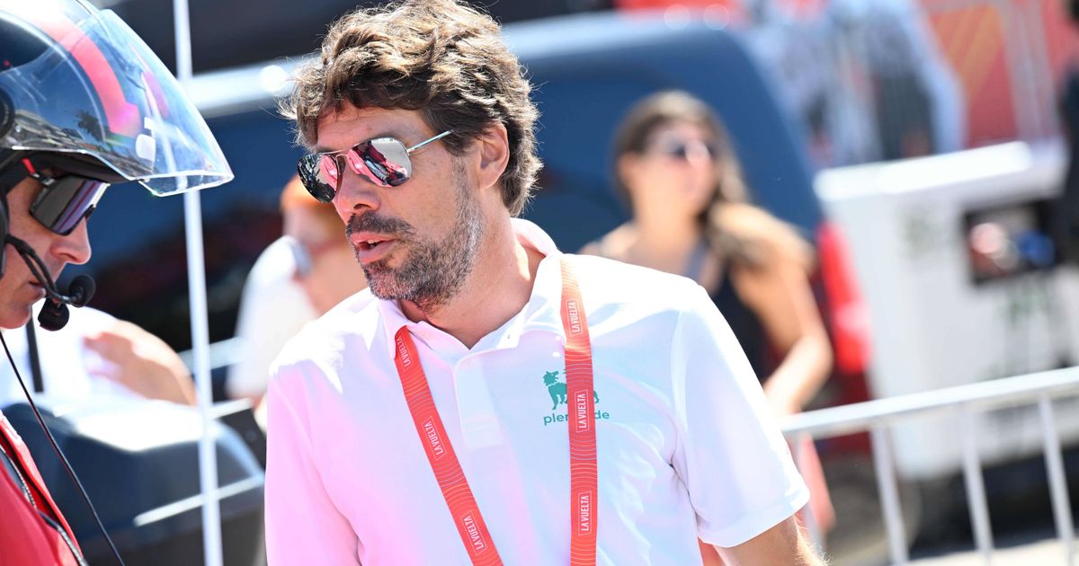 Óscar Freire firm about son Marcos’s future at UAE