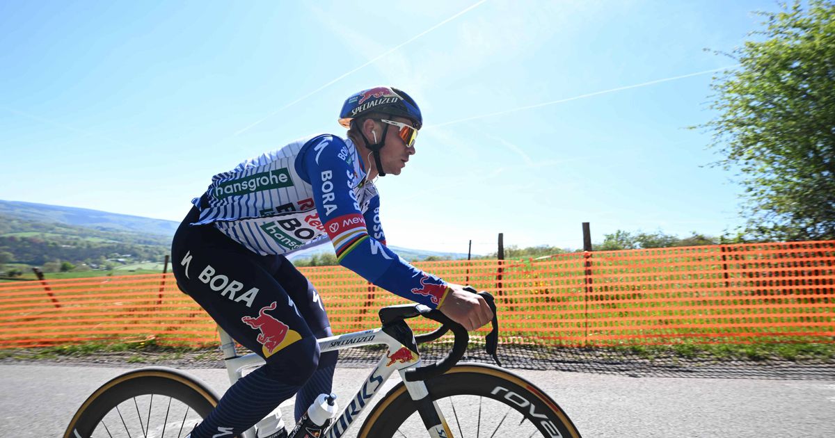 “Will it be on La Redoute?” Remco Evenepoel, spotted preparing the attack he hopes will beat Tadej Pogacar