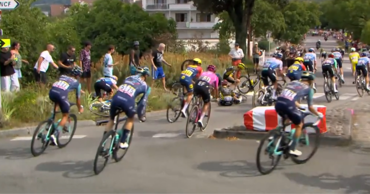 Medical Reports & Withdrawals Tour de France 2026 Stage 15 - Collarbone fracture ends Vingegaard's race; Merlier leaves as the race hits the high mountains