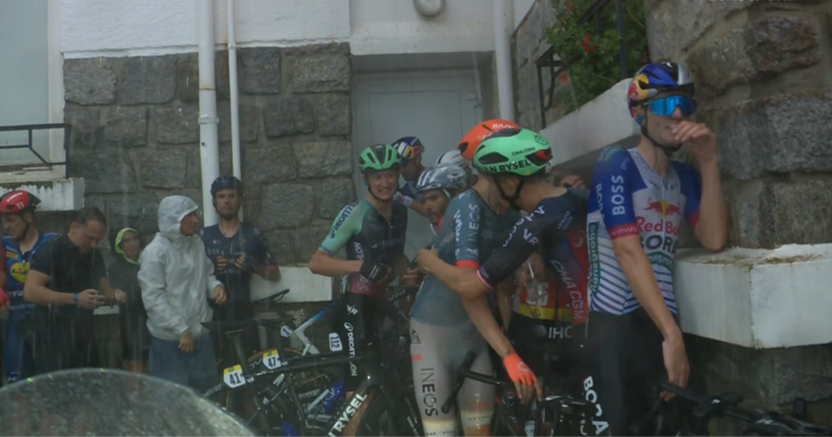 Vuelta a España cancelled - Stage 3 brought to an abrupt end after hail storm forces riders into shelter