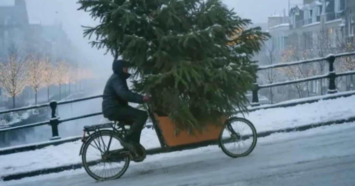 McDonald's wordt wereldwijd te kakken gezet om Nederlandse kerstreclame