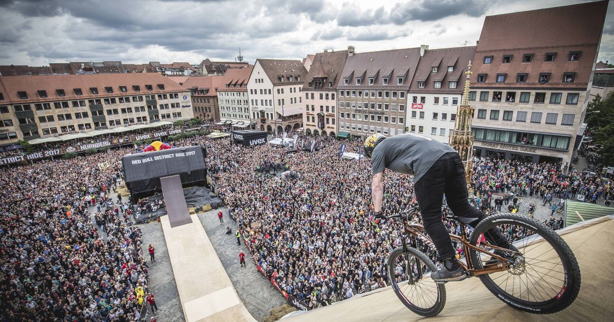Red Bull komt met mountainbikecompetitie midden in Groningen