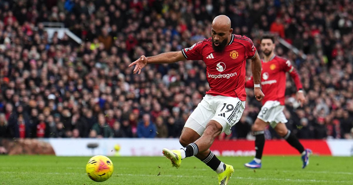 Le MU de Carrick balaye City