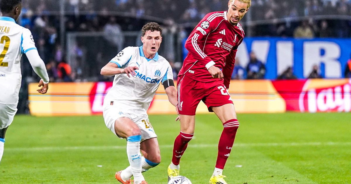 Pavard catastrophique, l'OM lui montre la sortie