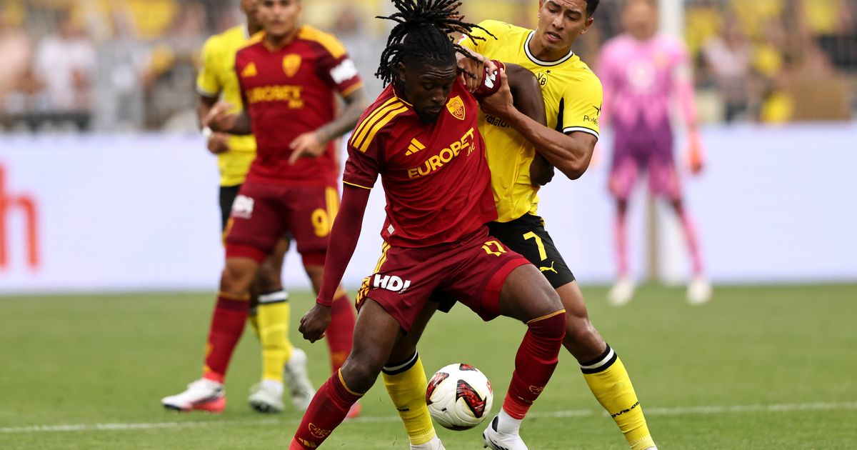 Chelsea made contact with Roma midfielder Manu Koné’s representatives