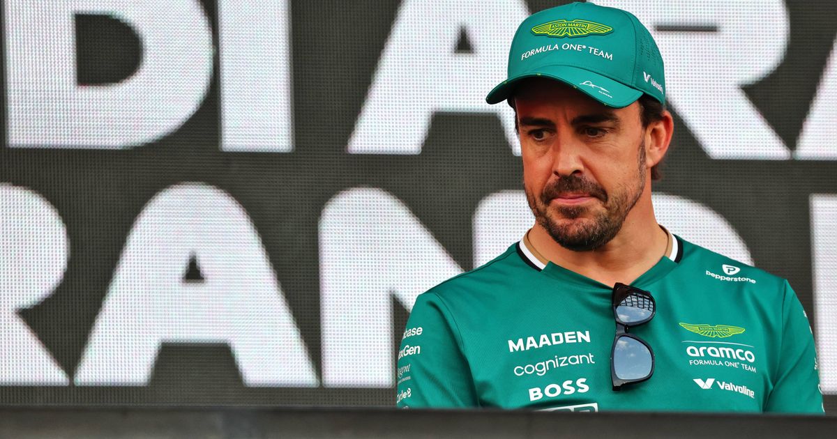 Piastri Elogia Alonso: 'Um dos Melhores da F1, Estatísticas Não Refletem Todo o Talento'