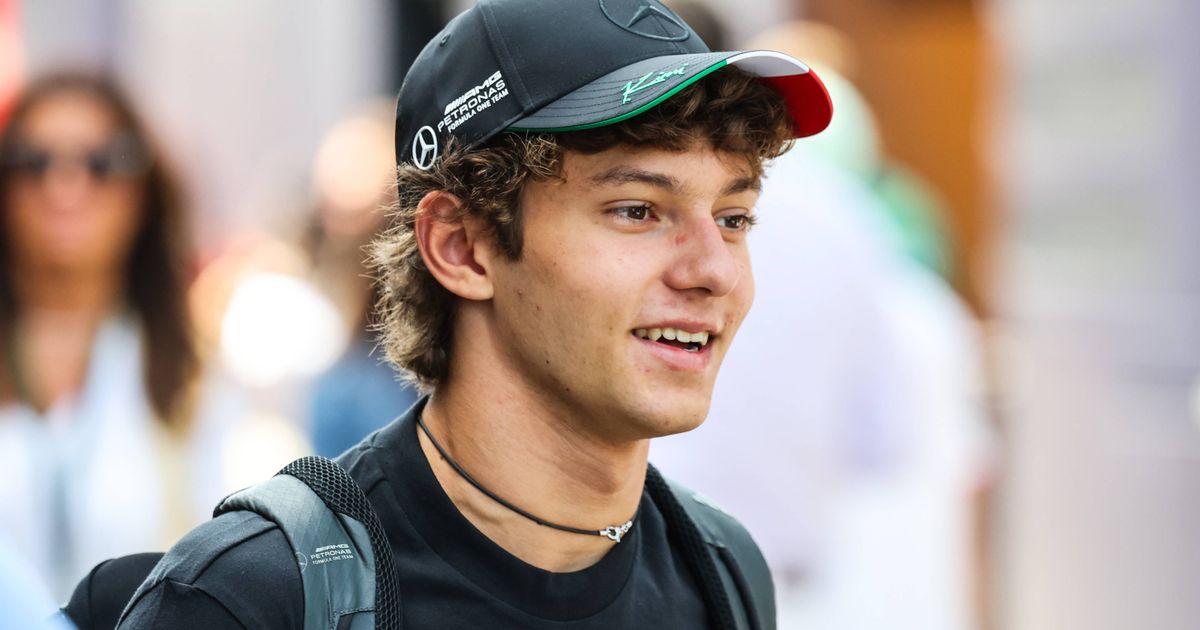 Croft Questions Mercedes' Delay in Confirming Kimi Antonelli's F1 Future