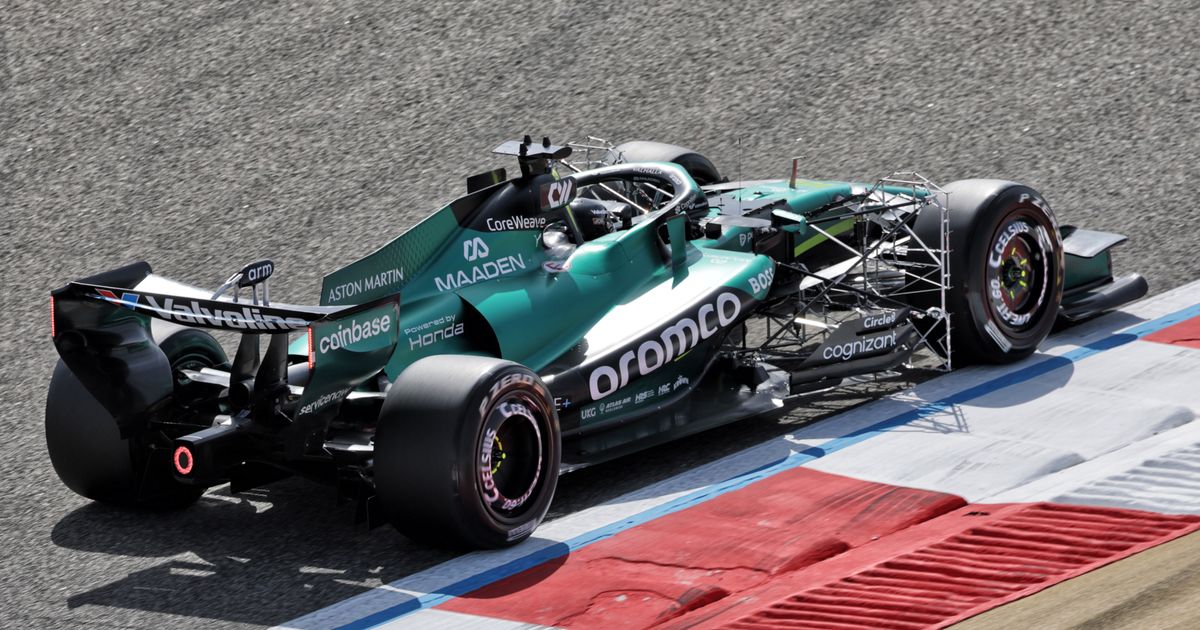 Weer problemen bij Aston Martin en Honda: Stroll al uren aan de kant