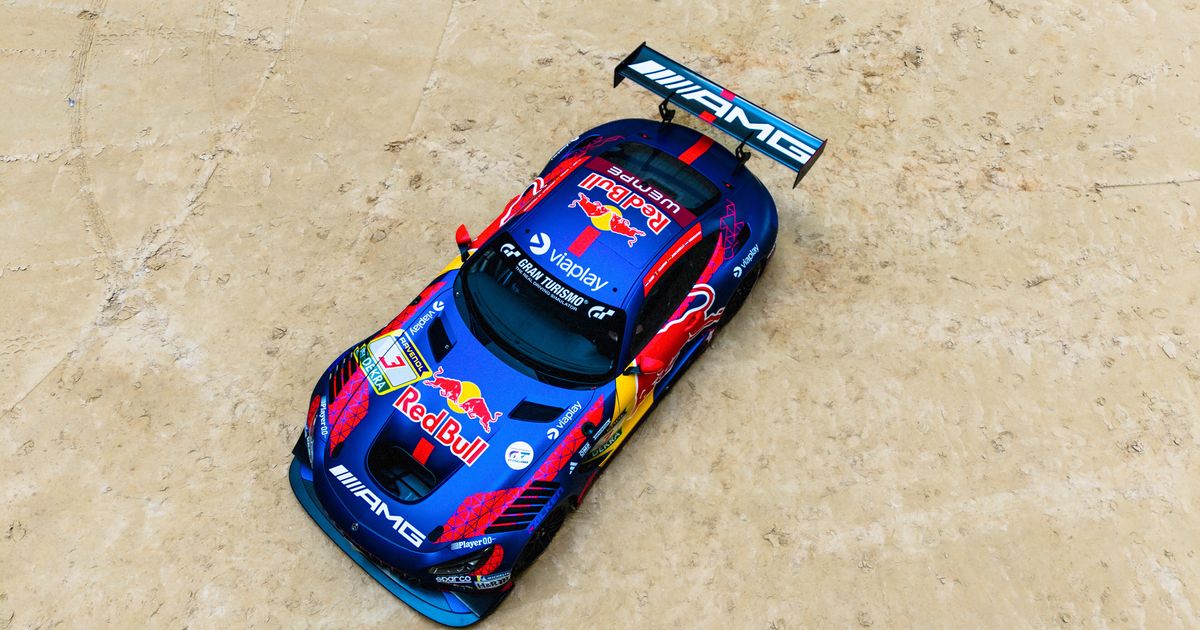 F1 LIVE | Verstappen hits the track with Mercedes run as Nordschleife weekend kicks off