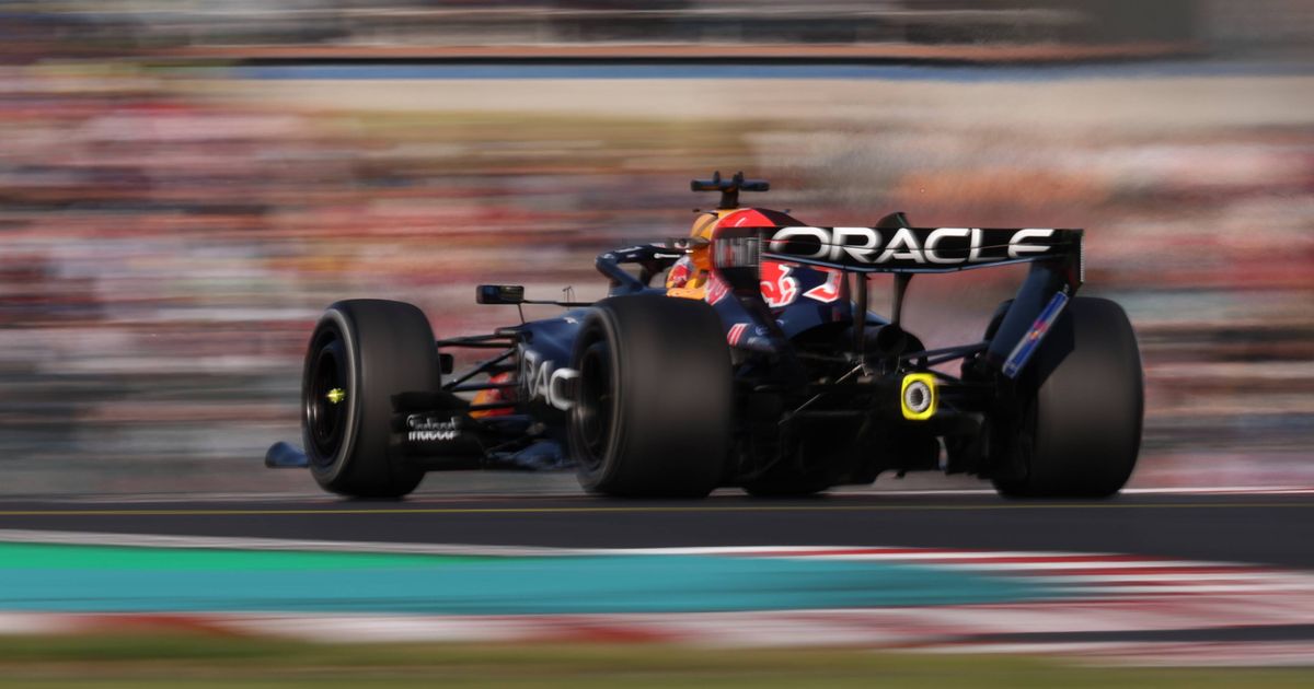 F1营销新花样!红牛赛车“开上”马德里地铁轨道,为2026年大奖赛造势