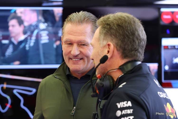 GRANDPRIX247 | Outside Line: A year ago Jos said Red Bull will "explode" with Horner...
