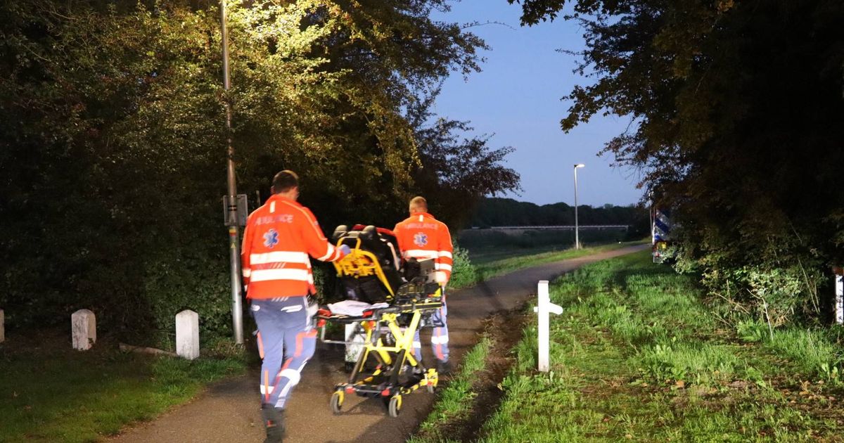 Achtergelaten tas leidt tot grote zoekactie langs kanaal in Waalwijk