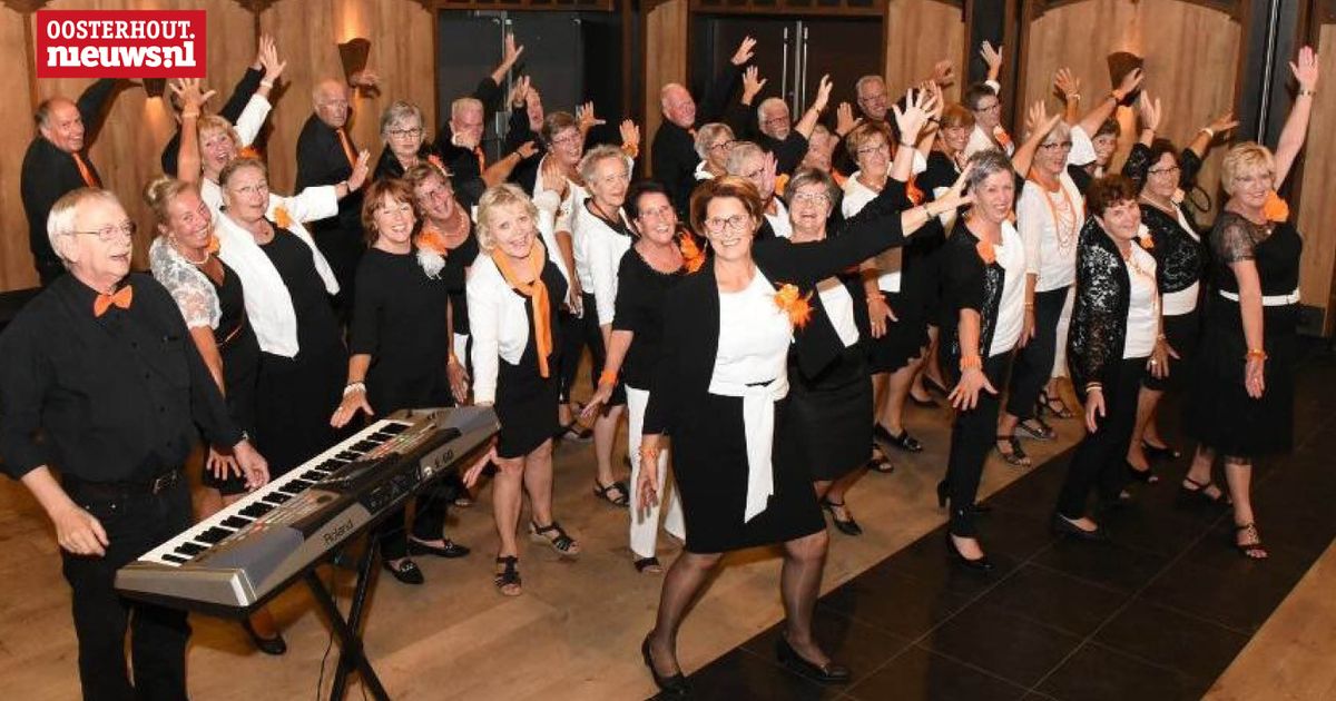 Samen zingen met het Mades Meezingkoor in De Slotjes