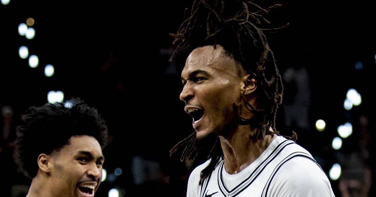 Stephon Castle è il miglior giocatore perimetrale della NBA, dice il suo allenatore