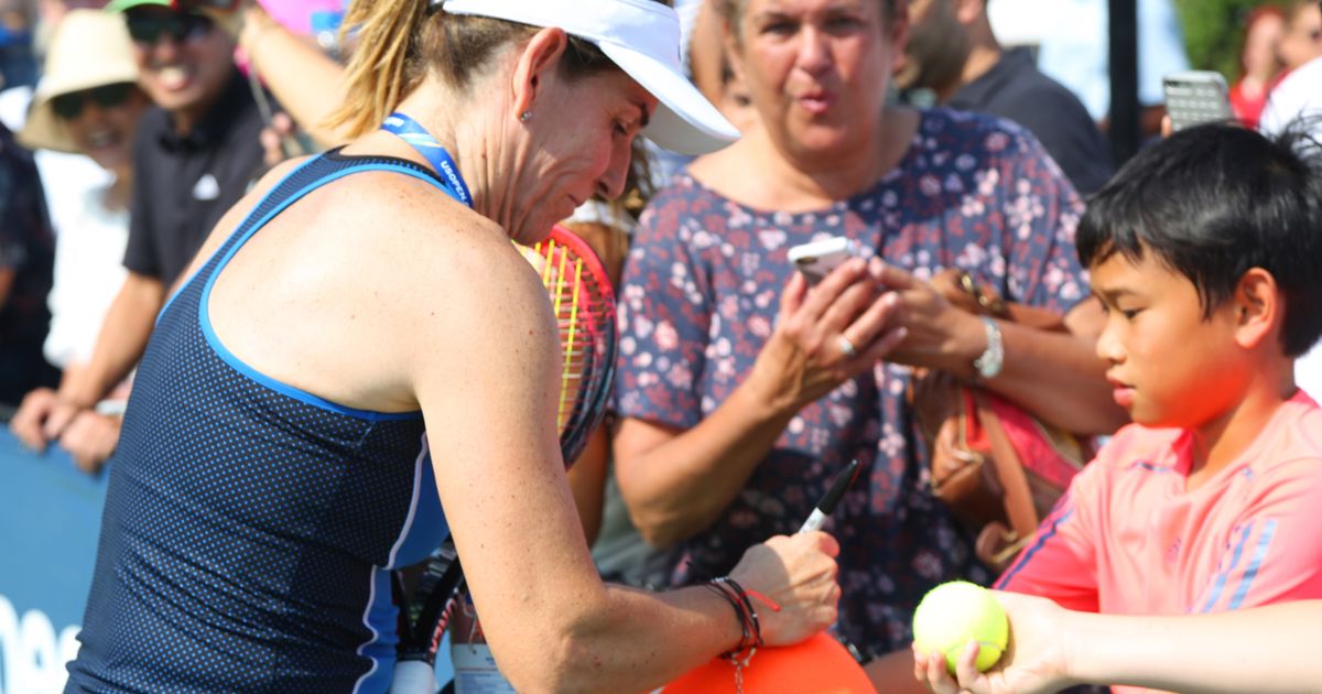 tennisuptodate.com