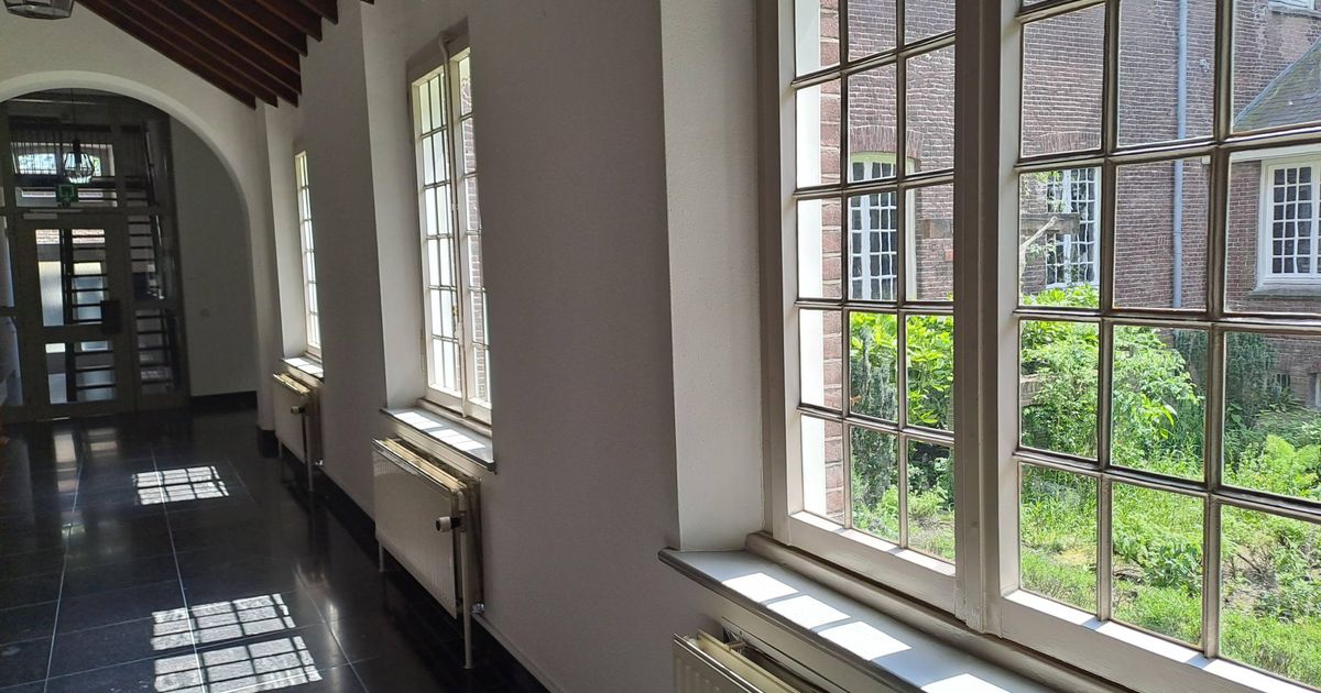 Stadsklooster inzamelpunt slaapzakken voor straatpastoraat