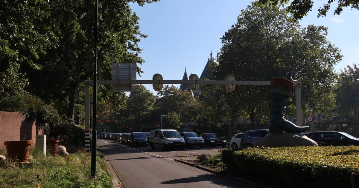 Efteling erkent verkeersproblemen en komt met extra maatregelen