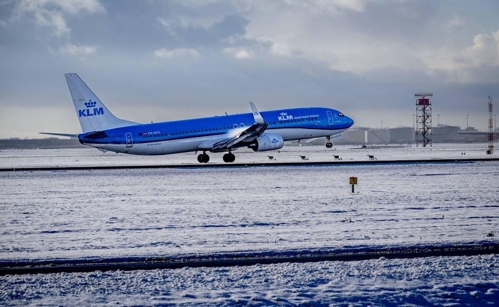 KLM annuleert zaterdag geen vluchten op Schiphol