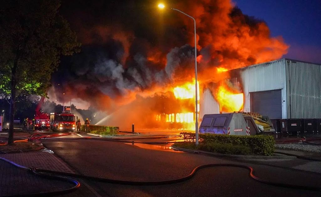 Politie onderzoekt of brand in Ermelo werd aangestoken