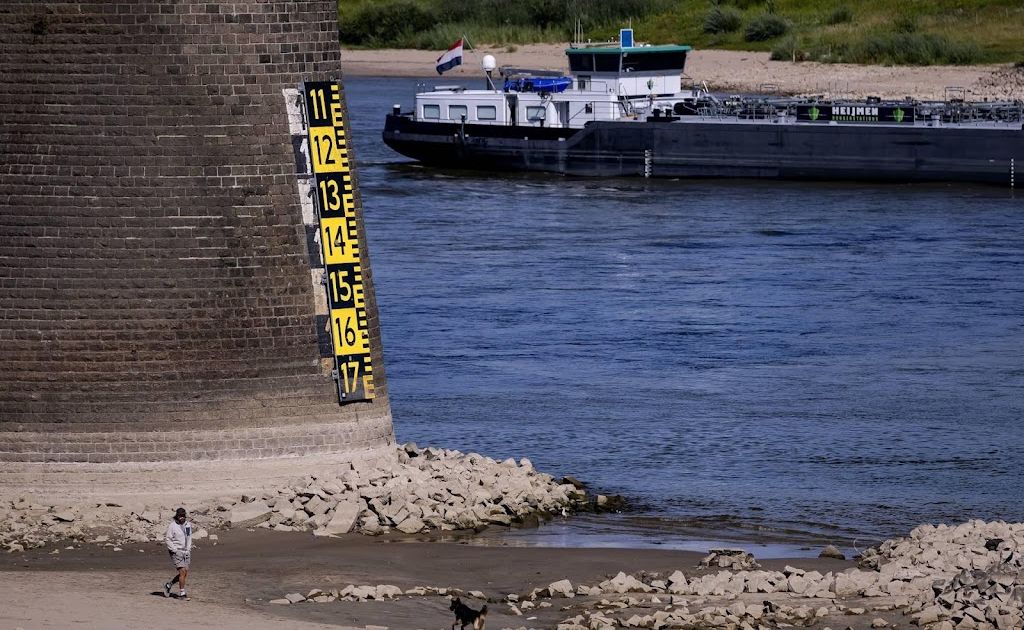 Pontjes uit de vaart door laag water