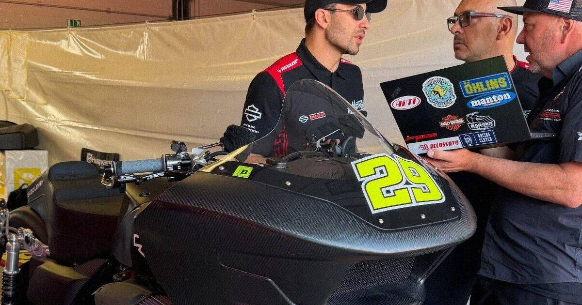 Debut in the air: Iannone tests the Bagger at Misano, launching the ...