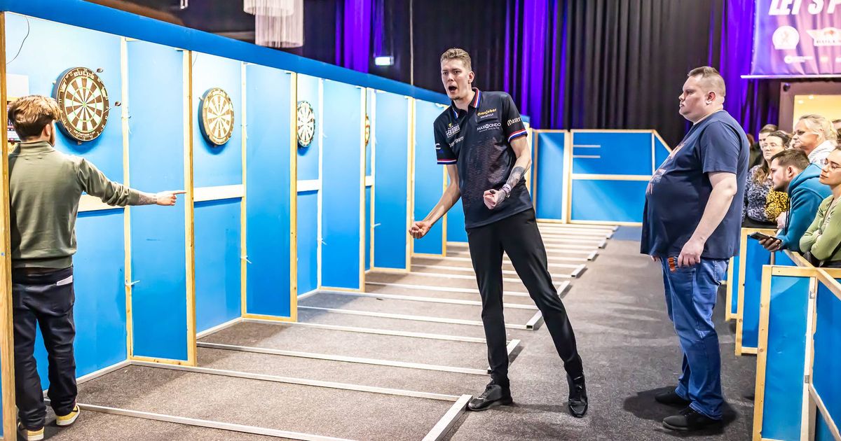 Jimmy van Schie wint warming-up Dutch Open Darts 2026 in Assen