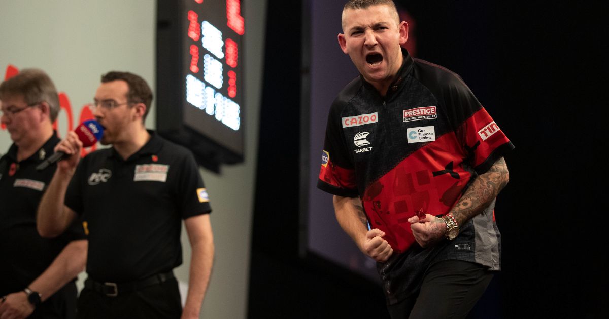 Scenarios for final matches in Groups E-H at Grand Slam of Darts as ...