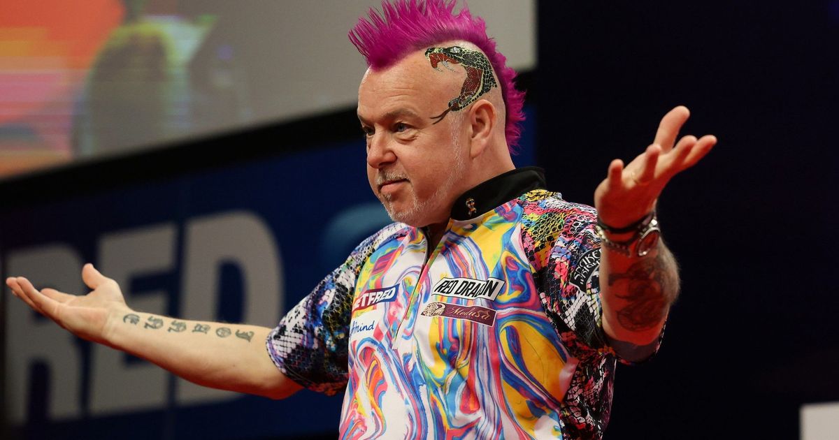 ''I'm throwing for about five minutes a day'' - Peter Wright barely ...