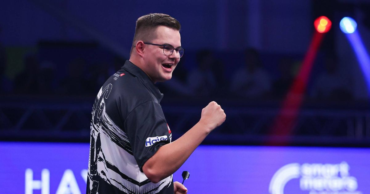 LIVE Swiss Darts Trophy 2026 | Astonishing display of finishing fires ...