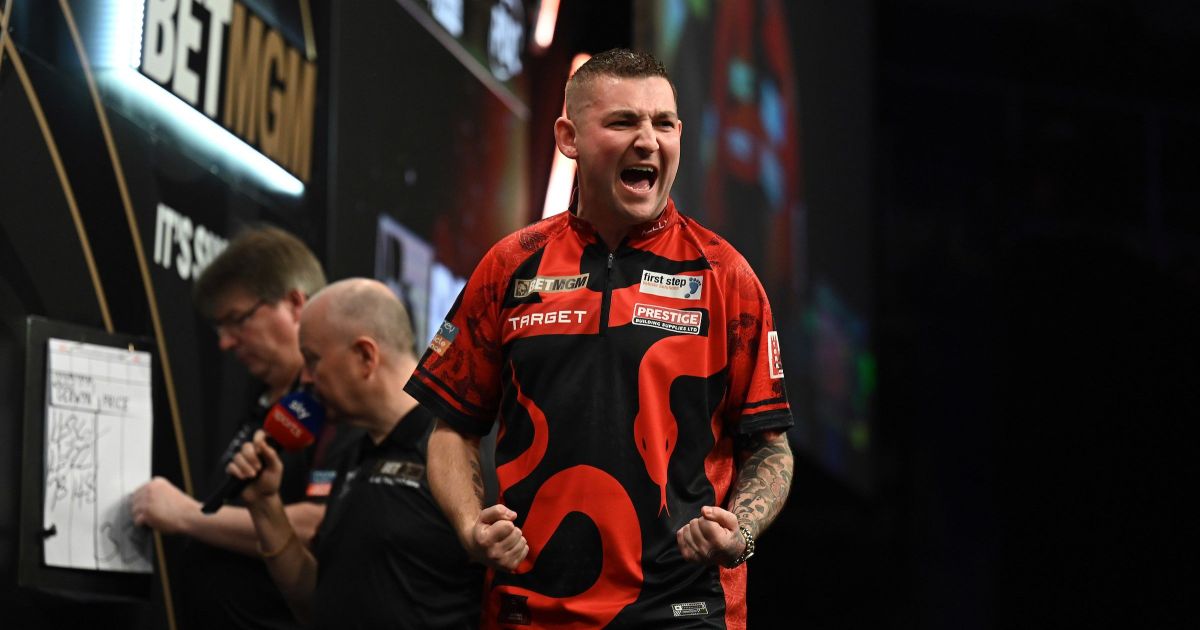 Nathan Aspinall, Ryan Searle und Rob Cross ziehen in die dritte Runde ...