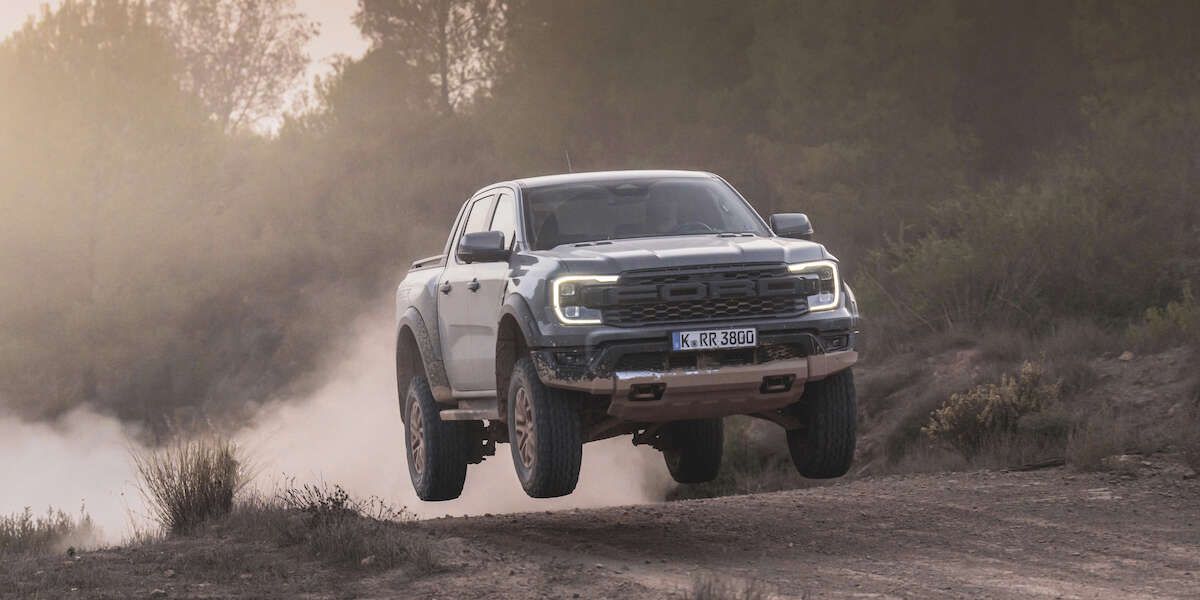 Plain Rapter The Day of the Raptor: dit is de nieuwe Ford Ranger Raptor