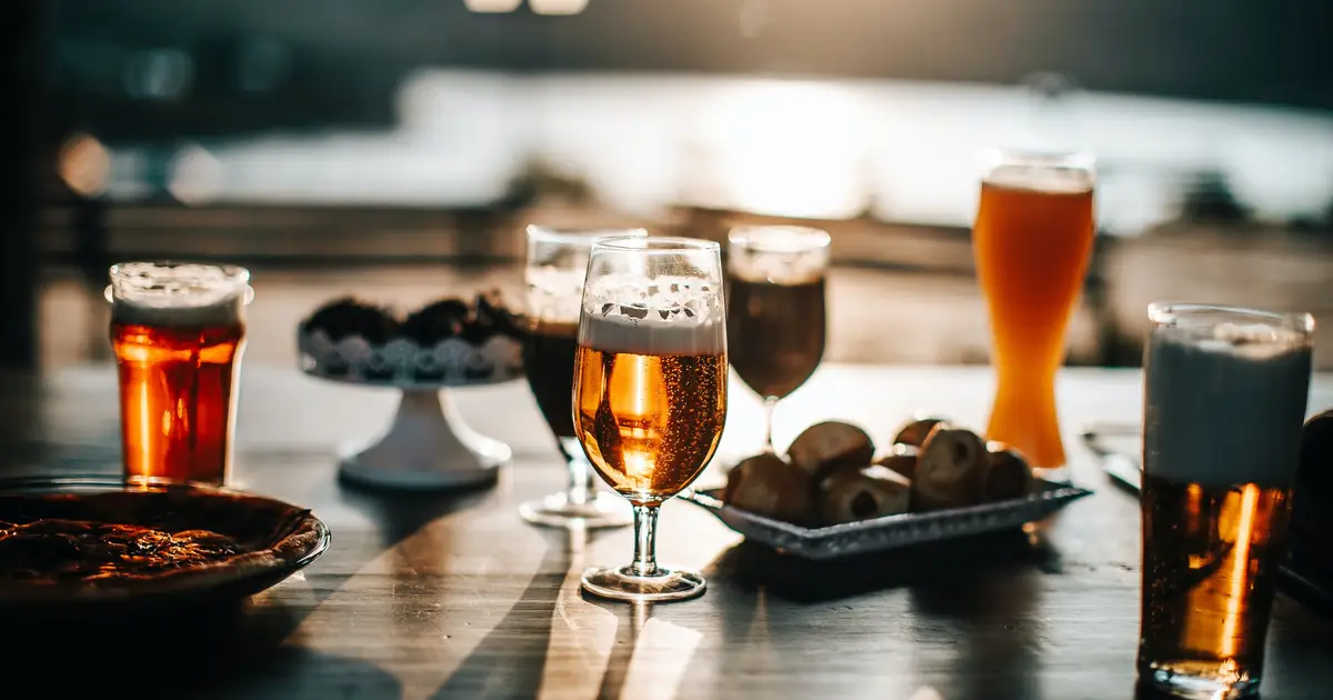 Mit Bier 5 Recepten met bier om het weekend te vieren