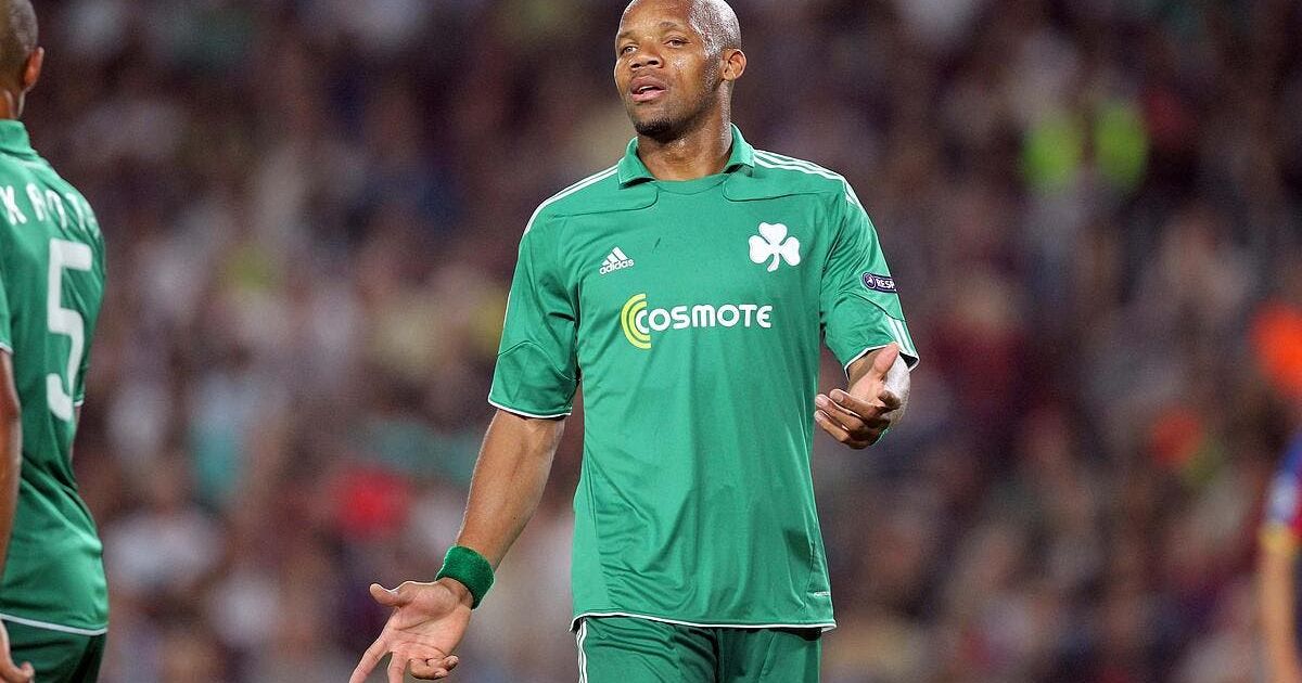 Boumsong vers la sortie au Panathinaïkos