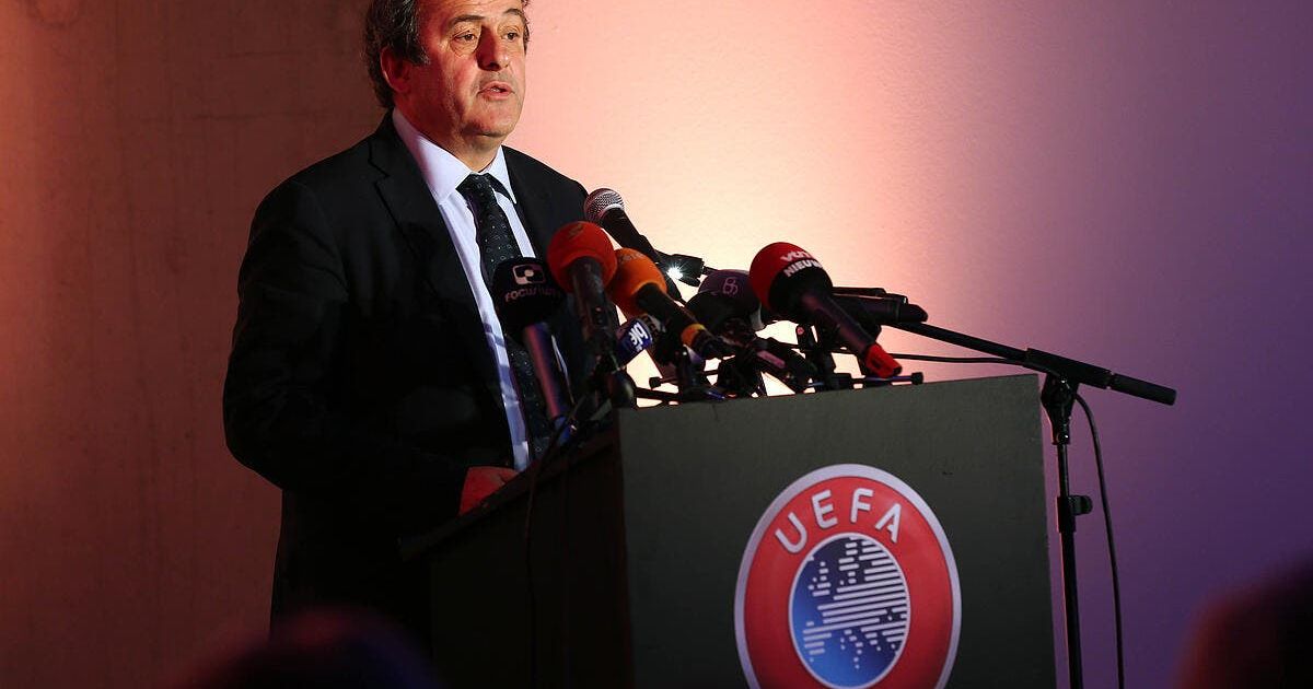 Pascal Praud voit un gros bug dans l'idée de Platini