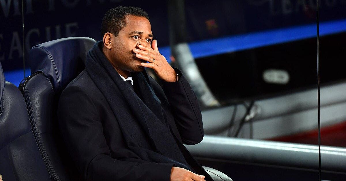 PSG : Le clan Kluivert dément l'idée d'un départ