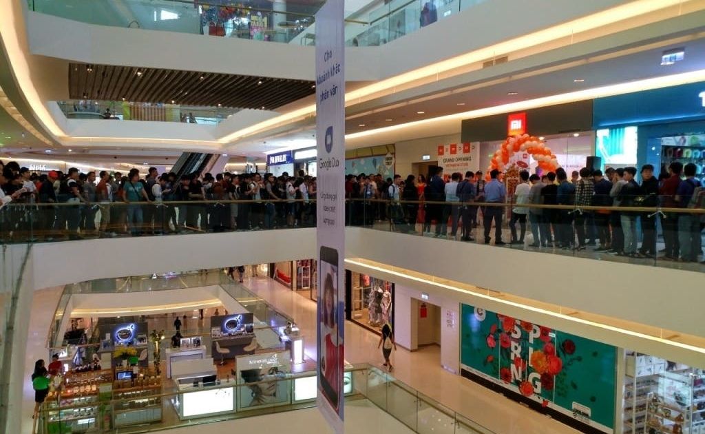 Xiaomi Opens Its First Authorized Mi Store in Vietnam