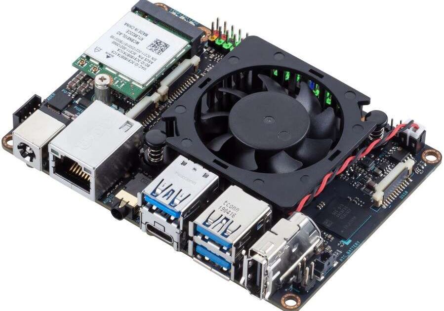 Credit Computer Asus and Google to launch a credit card-sized computer