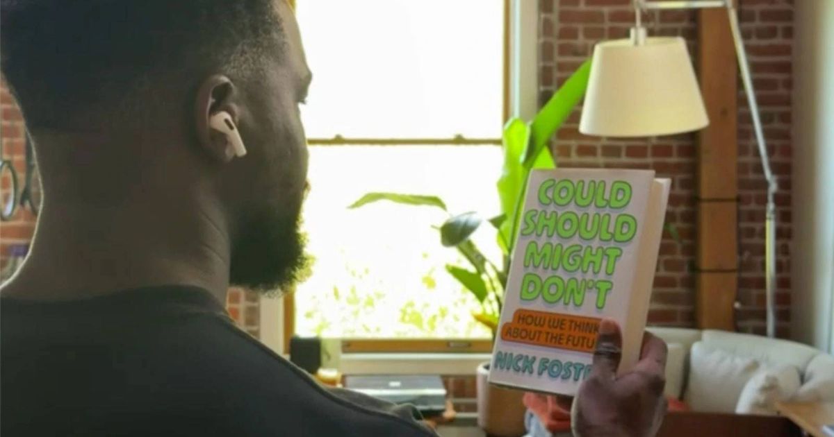Apple’s Camera-Equipped AirPods Just Leaked, and They Can See What You See Apple’s Camera-Equipped AirPods Just Leaked, and They Can See What You See
