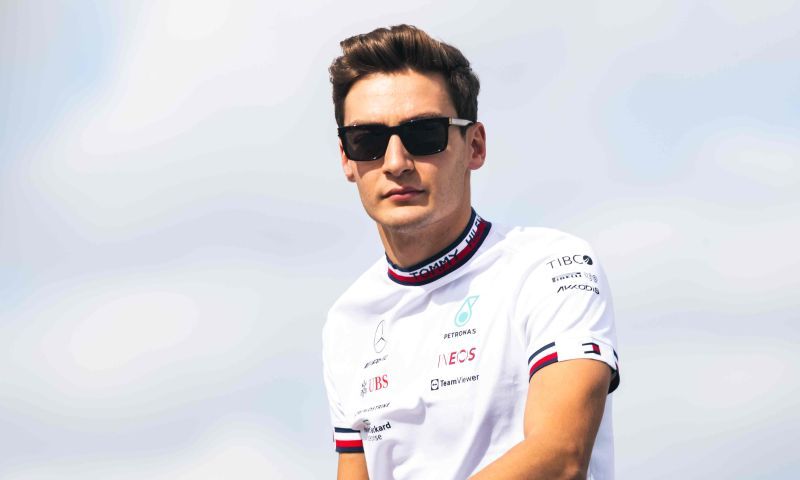 Russell replaced by De Vries: 'Makes it a bit more complicated'