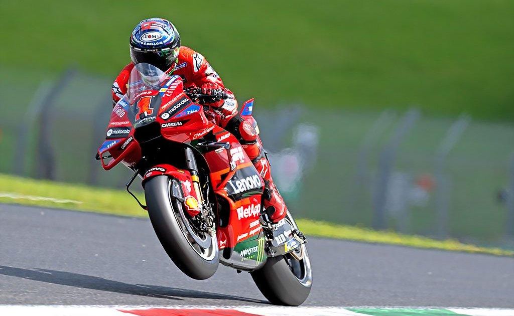 MotoGP | GP Italia, Qualifiche: Bagnaia pole da record! Márquez in scia