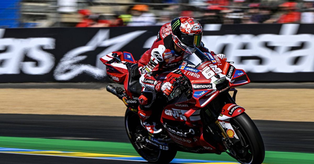 MotoGP, GP Francia: Bagnaia in pole davanti a Marquez e Bezzecchi