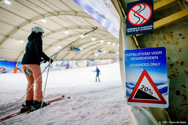 Skihal SnowWorld Zoetermeer wil uitbreiden met hotel en kabelbaan