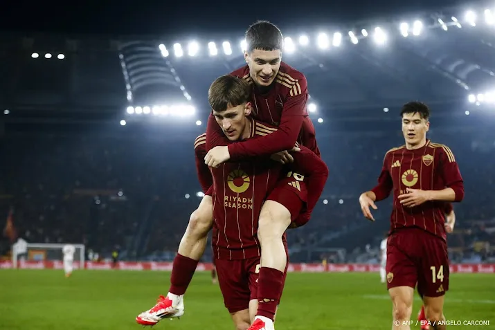 AS Roma wint met invallers Rensch en Salah-Eddine van Monza