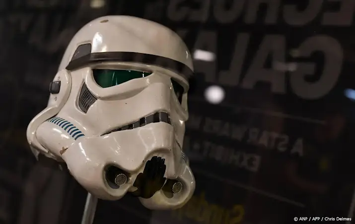 Stormtrooper-helm uit Star Wars-film voor 256.000 dollar geveild