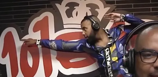 Mula B dropt zijn gloednieuwe 101Barz Studiosessie