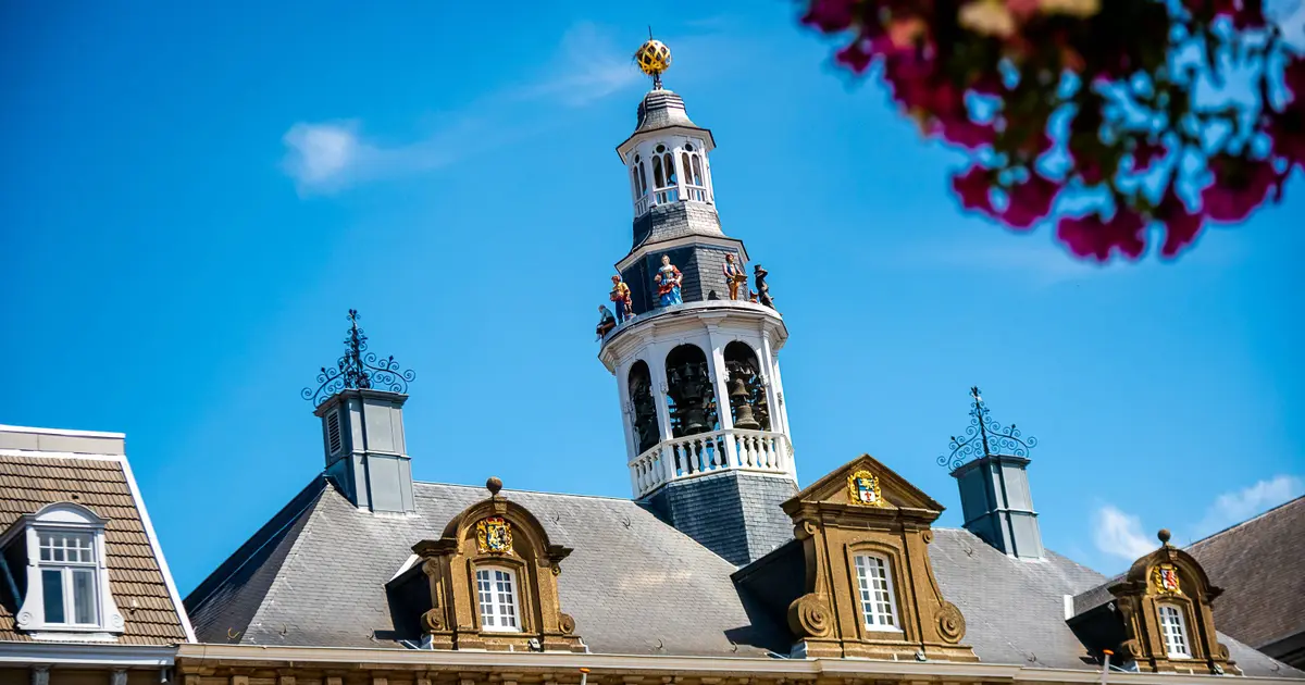 Vrouwen Van Hier Voor De Laatste Keer Naar Het Roermondse Carillon vrouwen-van-hier-voor-de-laatste-keer-naar-het-roermondse-carillon