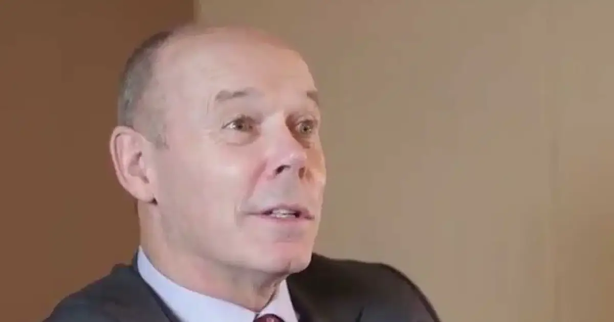 Sir Clive Woodward picks his England backline, snubs Smith and Steward
